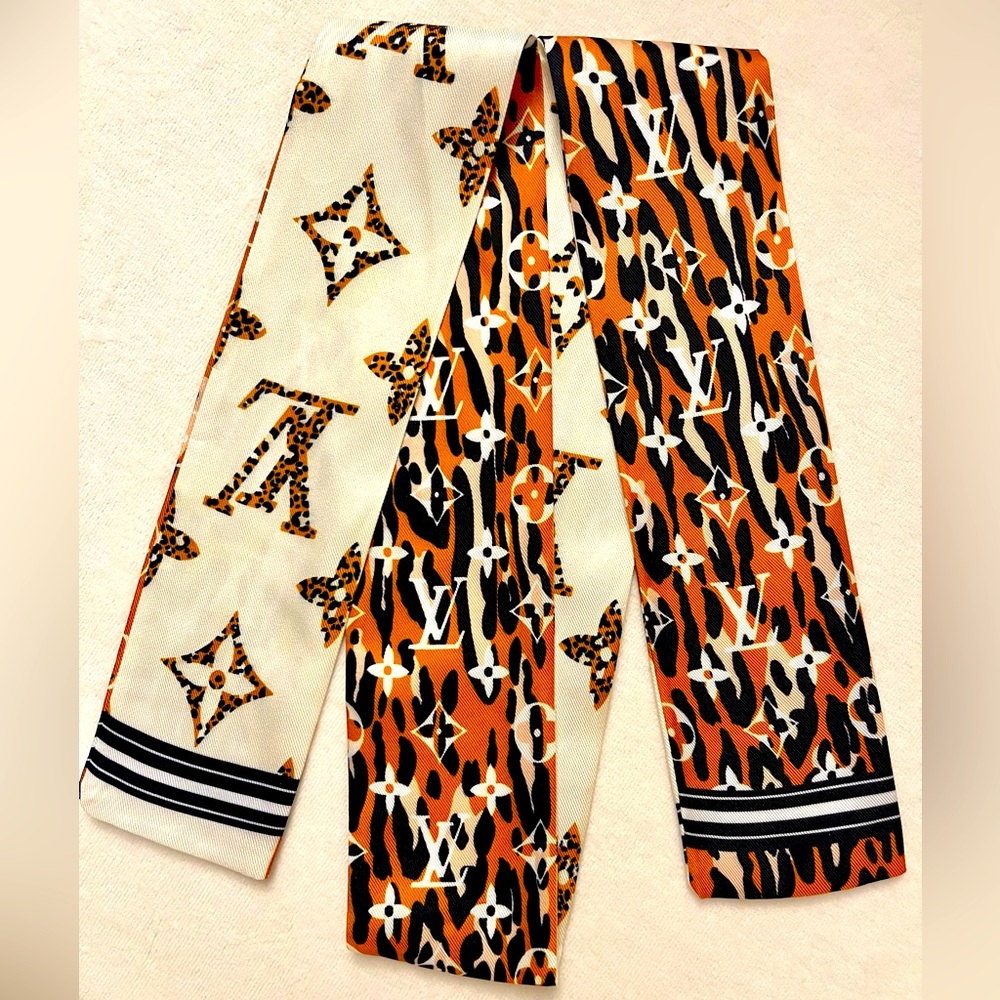 Mixed Colors Monogram Print Twilly Bandeau Wrap Scarf - Picture 2 of 3